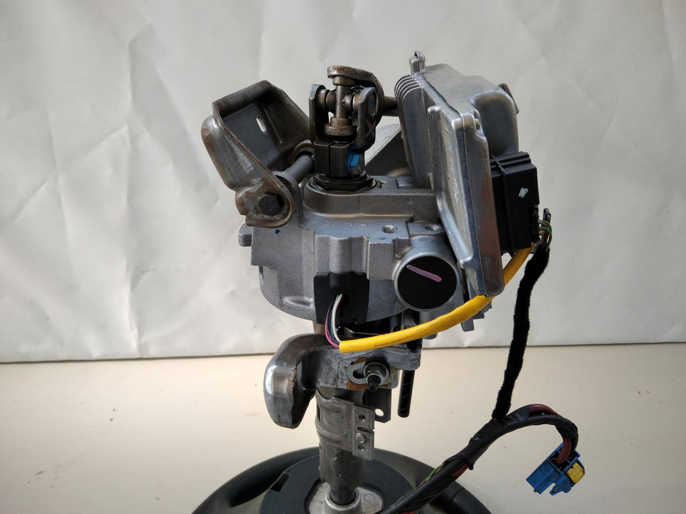 Servosterzo elettronico